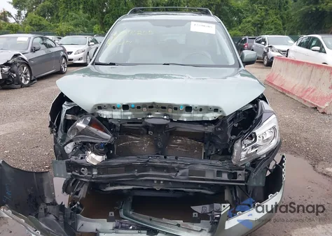 2018 Subaru Forester 2.5I Limited z USA, uszkodzony, nr VIN JF2SJAJC1JH589617
